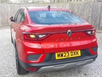 Used Renault Arkana Evolution 138 HP (101 kW) 2023 Red SUV
