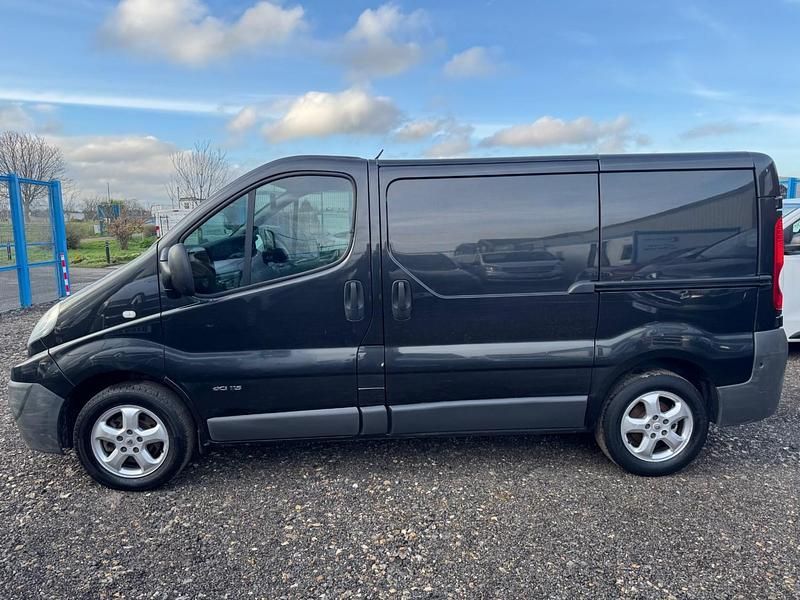 Used Renault Trafic 115 HP (84 kW) 2007 Black MPV