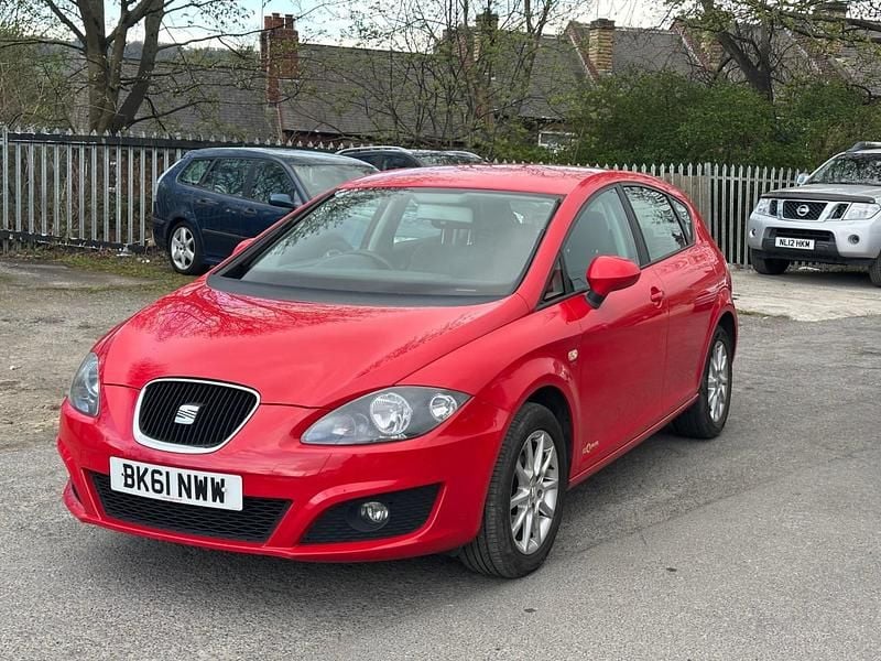 Begagnad Seat Leon Copa 2011 Röd Halvkombi