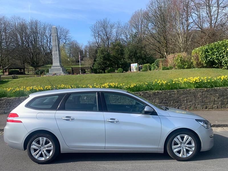 Used Peugeot 308 Active 2015 Silver Estate