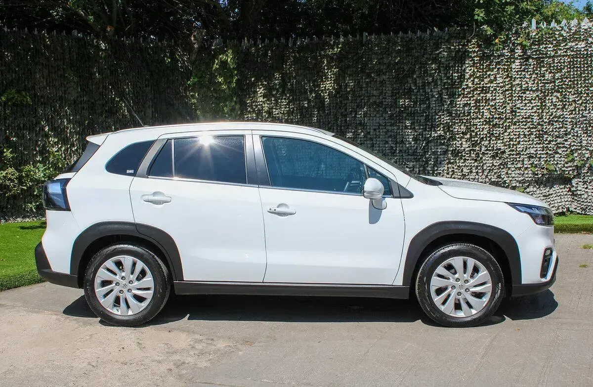 Used Suzuki SX4 S-Cross 116 HP (85 kW) 2023 White SUV