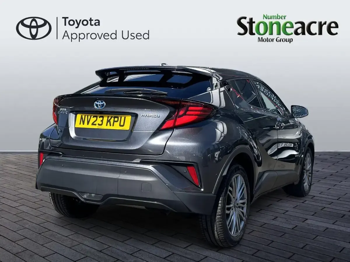 Used Toyota C-HR 122 HP (89 kW) 2023 Grey SUV