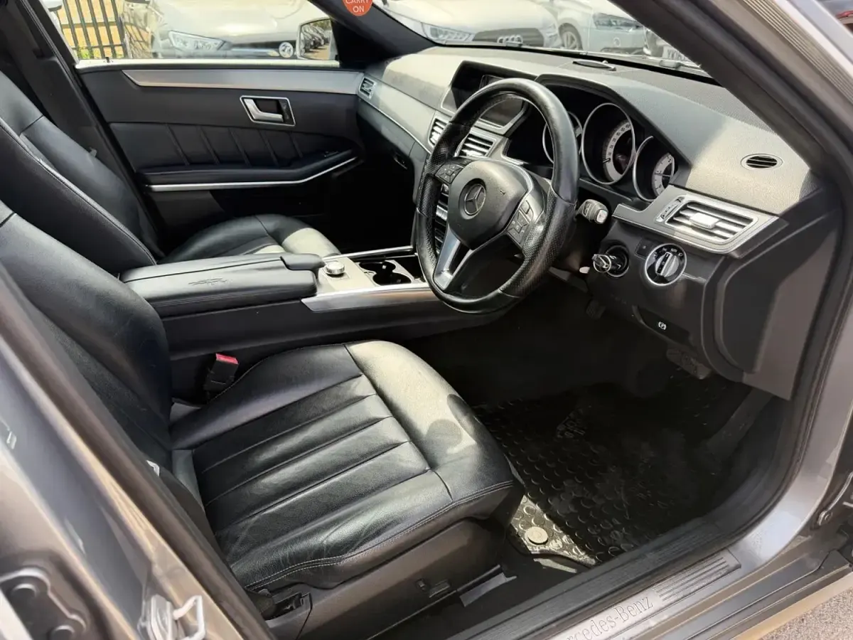 Used Mercedes E220 SE 2014 Silver Sedan