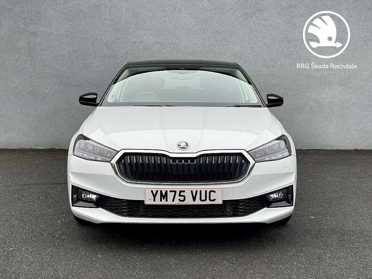 Used Skoda Fabia Design Edition 113 HP (83 kW) 2026 Moon white metallic black magic pearl effect Hatchback