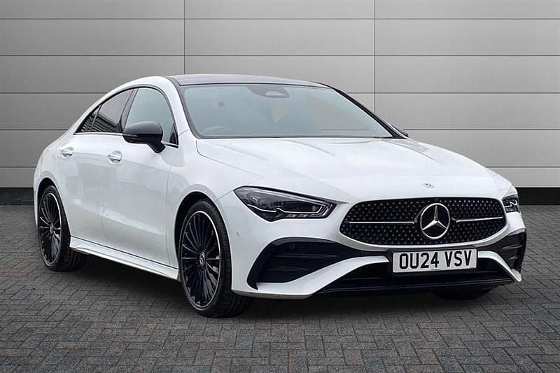 Used Mercedes CLA200 AMG Line Premium Plus 163 HP (119 kW) 2024 White Sedan