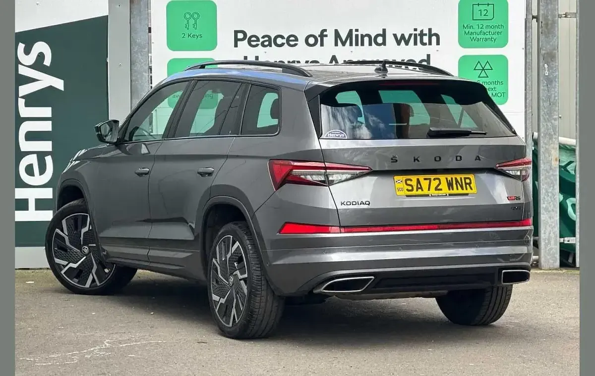 Usado Skoda Kodiaq vRS 241 HP (177 kW) 2022 Cinzento SUV