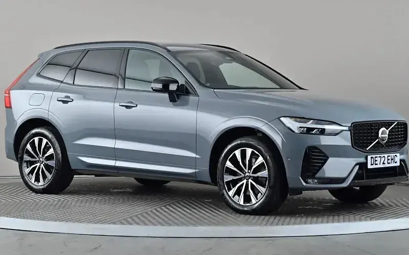 Used Volvo XC60 Plus 197 HP (144 kW) 2022 SUV