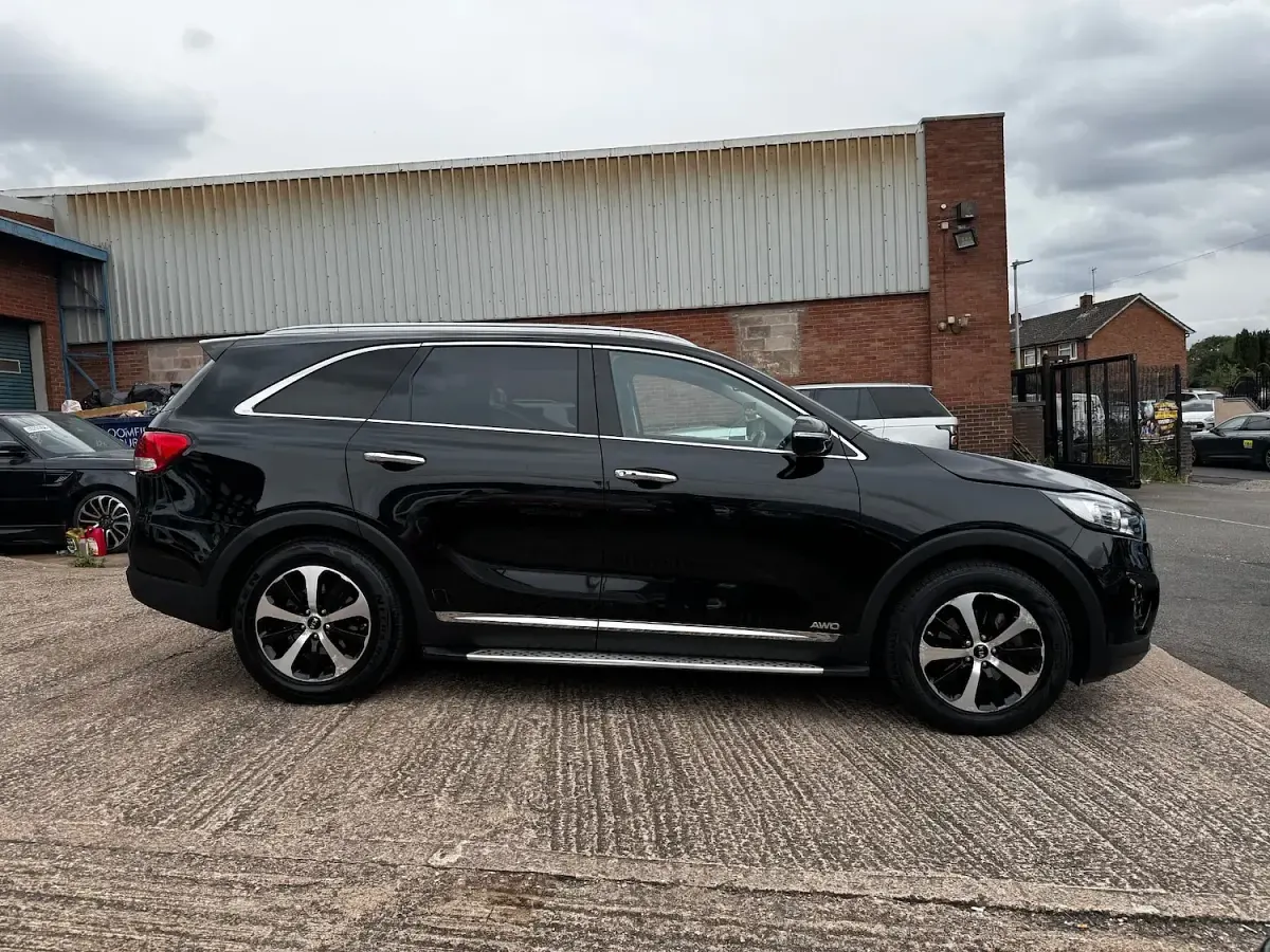 Used Kia Sorento 2017 Black SUV