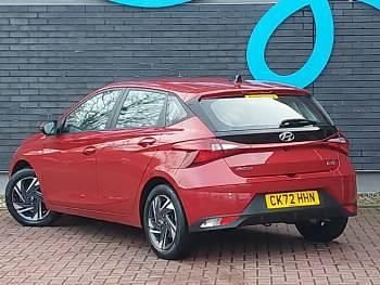 Used Hyundai i20 SE 100 HP (73 kW) 2022 Red Hatchback