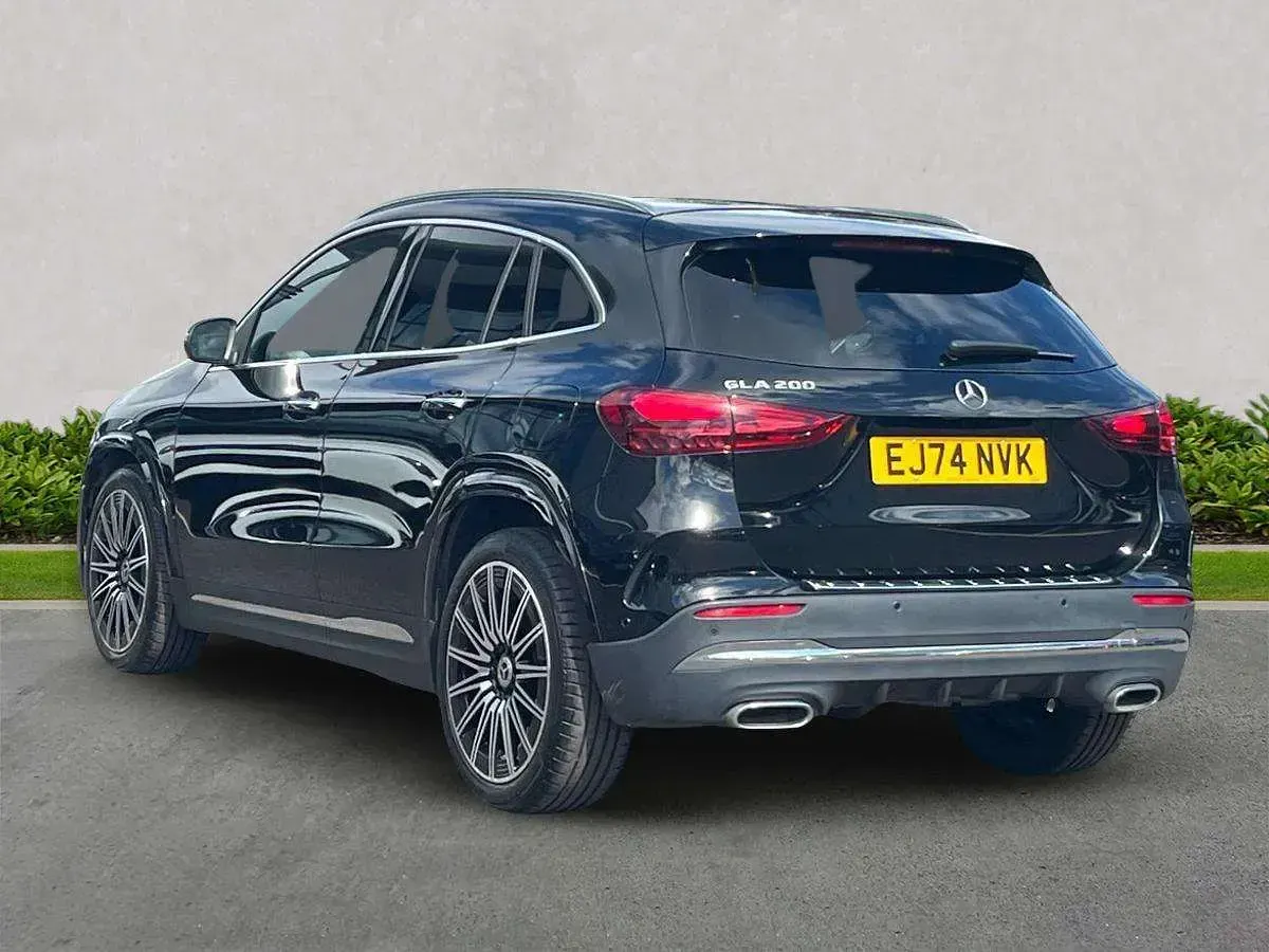 Used Mercedes GLA200 AMG Line Premium 163 HP (119 kW) 2024 Black SUV