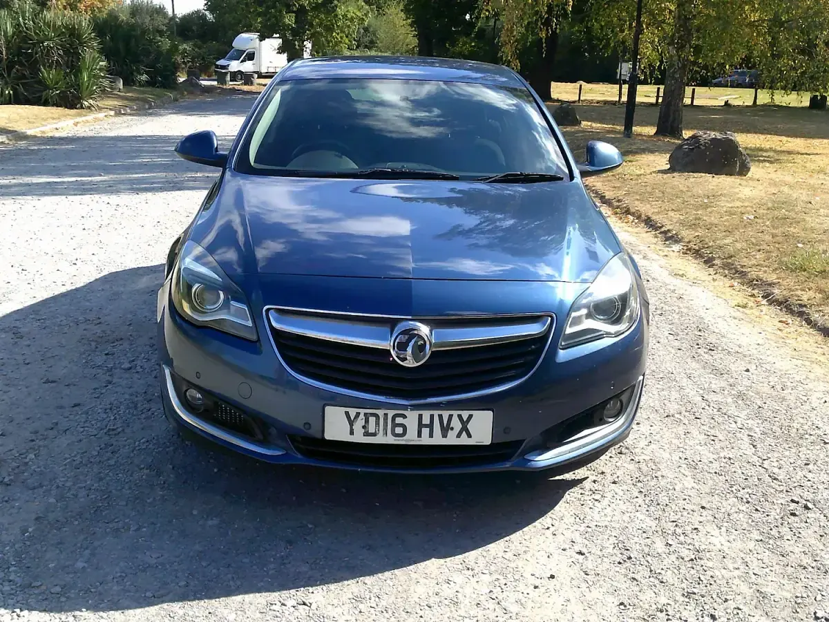 Used Vauxhall Insignia SRi 2016 Blue Hatchback