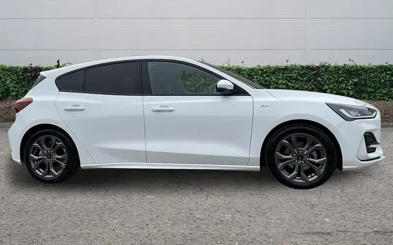 Used Ford Focus ST-Line 155 HP (114 kW) 2025 Hatchback