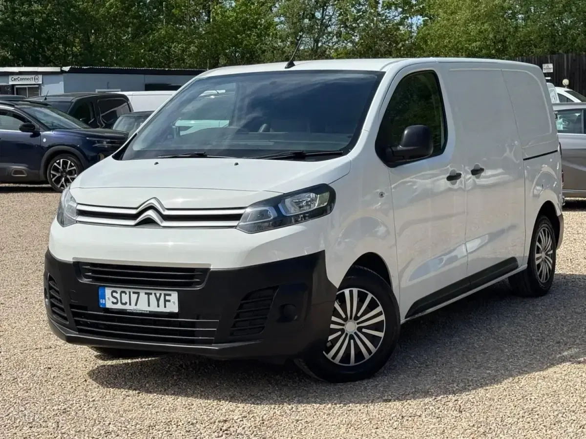 Używany Citroën Dispatch 2017 Biały Minivan