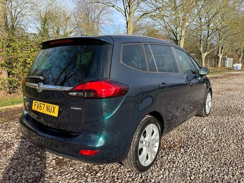 Used Vauxhall Zafira Tourer SRi 140 HP (102 kW) 2017 Green MPV
