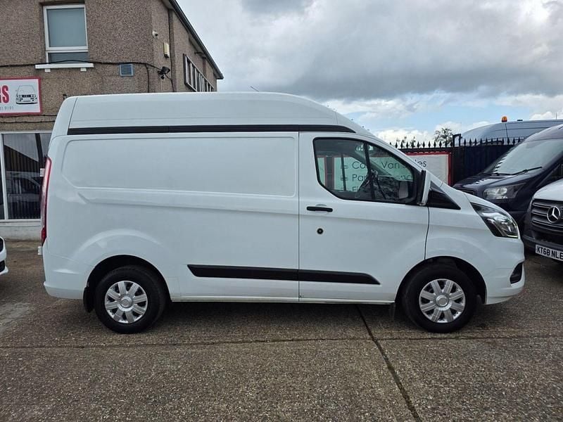 Used Ford Transit Custom Trend 105 HP (77 kW) 2020 White Van
