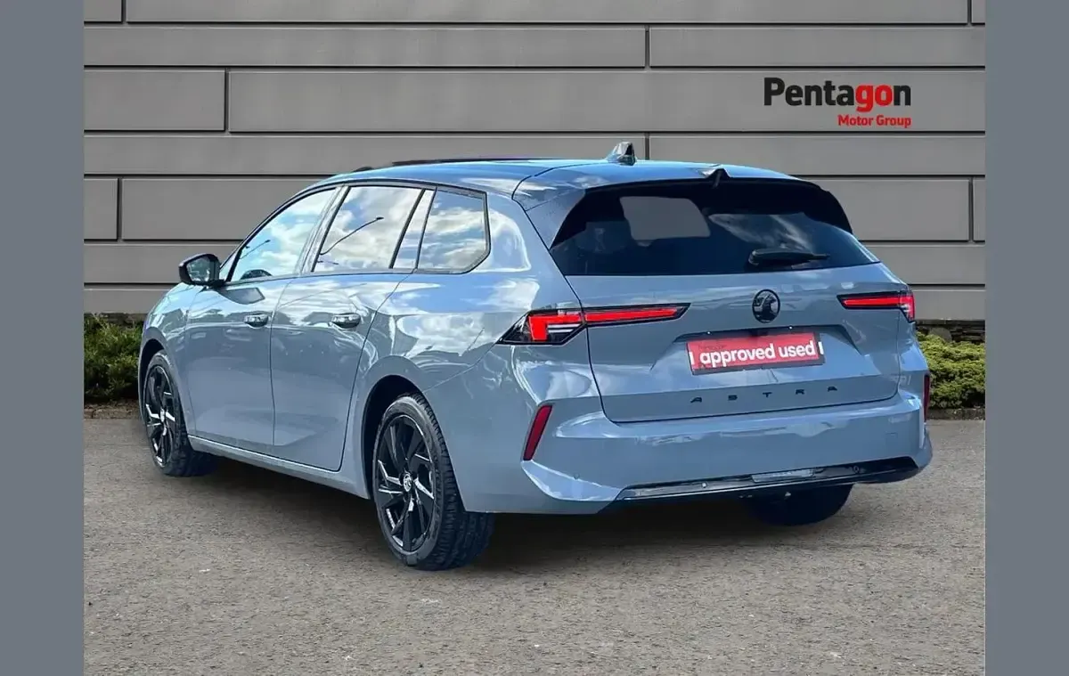 New Vauxhall Astra 128 HP (94 kW) 2026 Grey Estate
