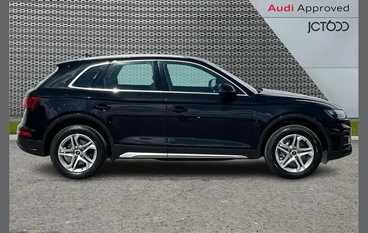 Used Audi Q5 Sport 200 HP (147 kW) 2021 Black SUV