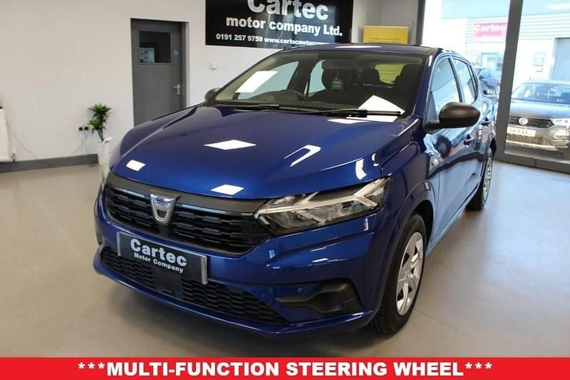 Used Dacia Sandero Essentiel 65 HP (47 kW) 2021 Blue Hatchback