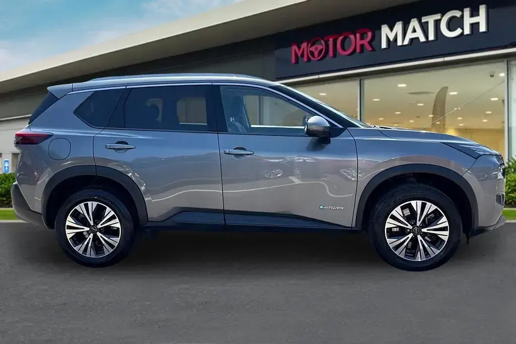 Used Nissan X-Trail N-Connecta 213 HP (156 kW) 2023 Grey SUV