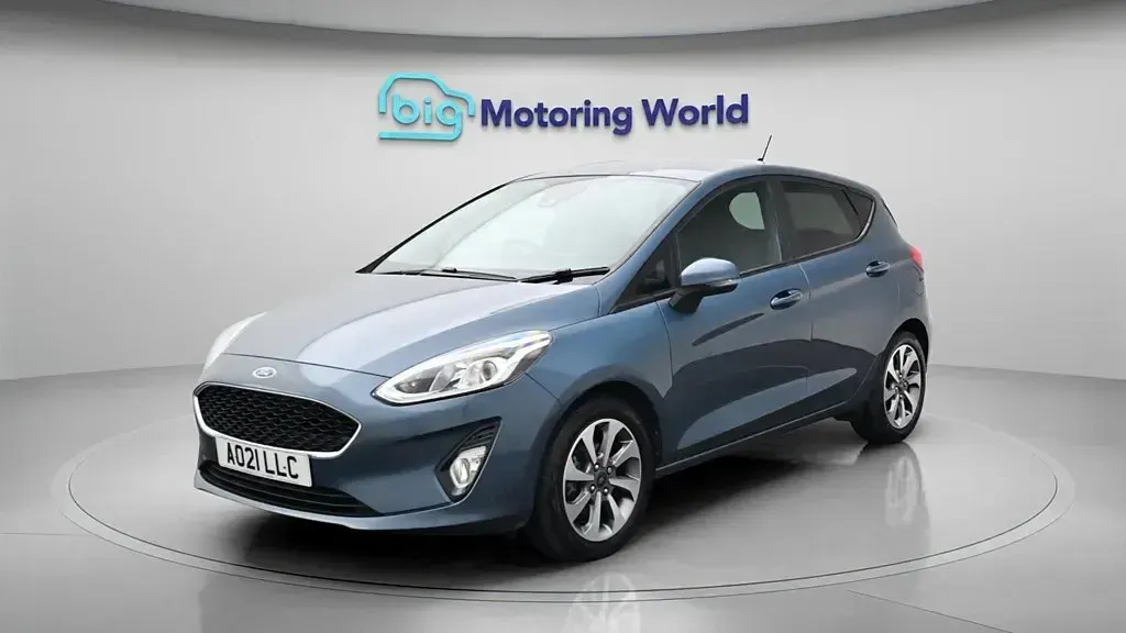 Usado Ford Fiesta Trend 95 CV (69 kW) 2021 Azul Utilitario