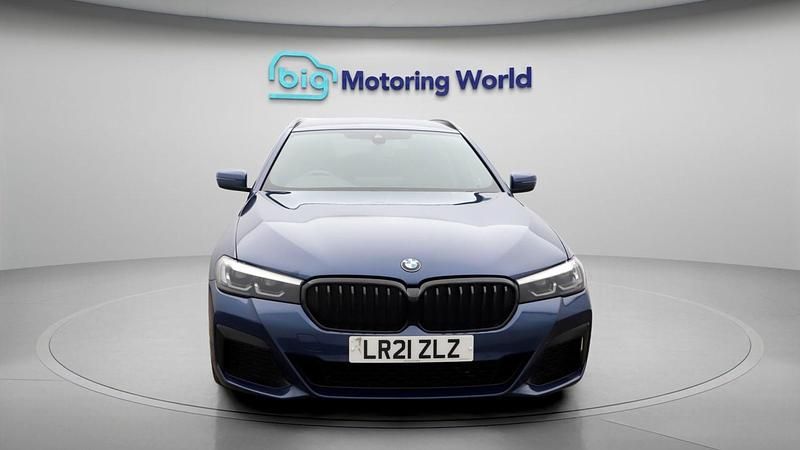 Used BMW 530e M Sport 289 HP (212 kW) 2021 Blue Estate