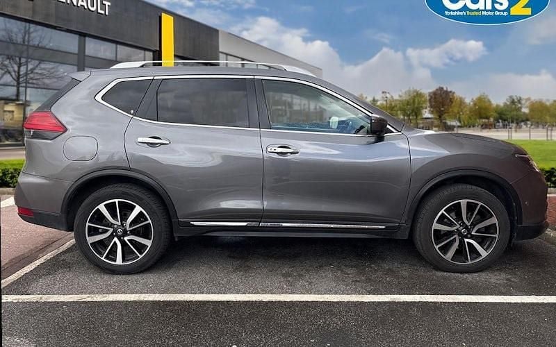 Used Nissan X-Trail Tekna 150 HP (110 kW) 2019 Grey SUV