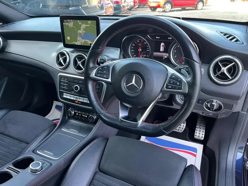 Used Mercedes CLA200 Shooting Brake AMG line 156 HP (114 kW) 2018 Blue Estate