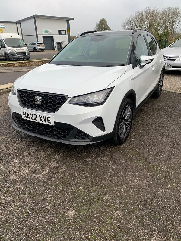 Used Seat Arona SE Technology 2022 White SUV