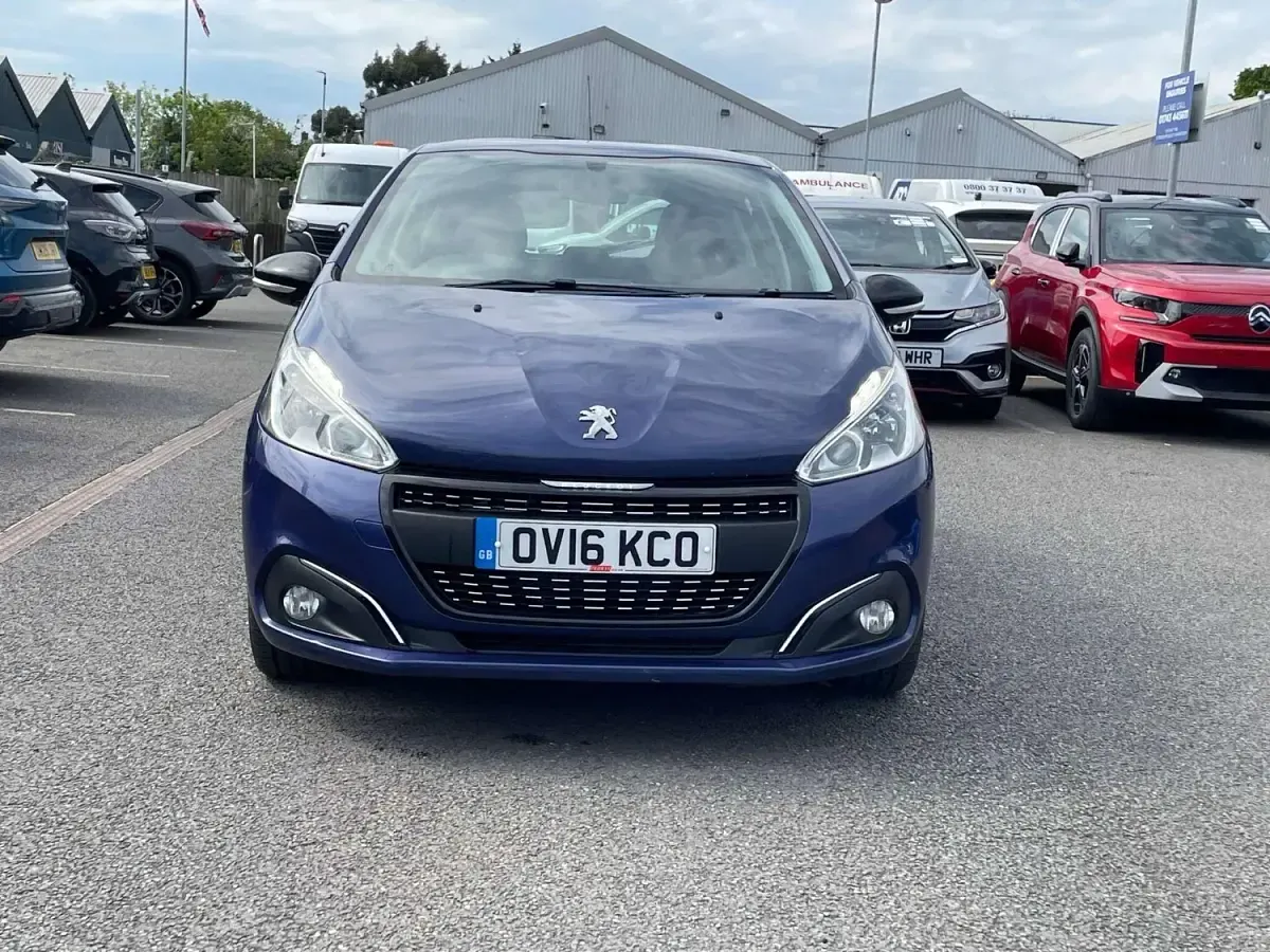 Used Peugeot 208 2016 Blue Hatchback
