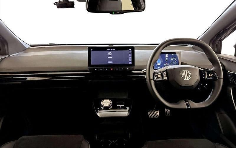 Used MG MG4 EV 319 kW (435 HP) 2025 Hatchback