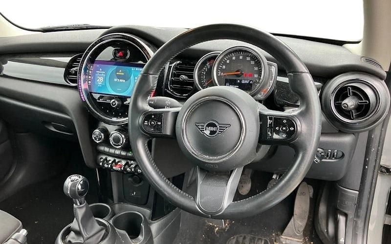 Usado Mini Cooper S Classic 178 CV (130 kW) 2022 Gris Utilitario