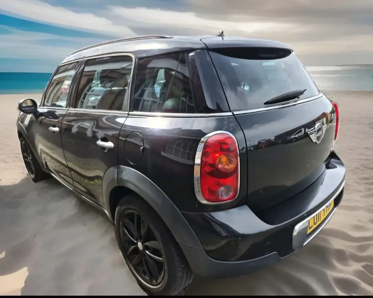 Used Mini Cooper D 2011 Black Hatchback