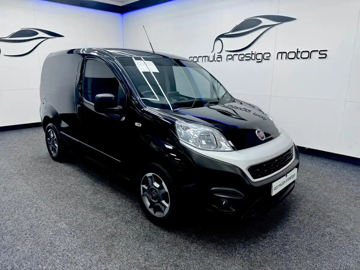 Used Fiat Fiorino 80 HP (58 kW) 2021 Black MPV