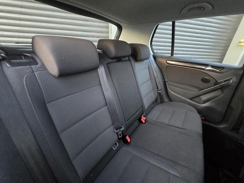 Used VW Golf VI Match 105 HP (77 kW) 2011 Silver Hatchback