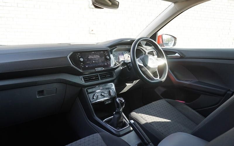 Used VW T-Cross SE 95 HP (69 kW) 2020 SUV