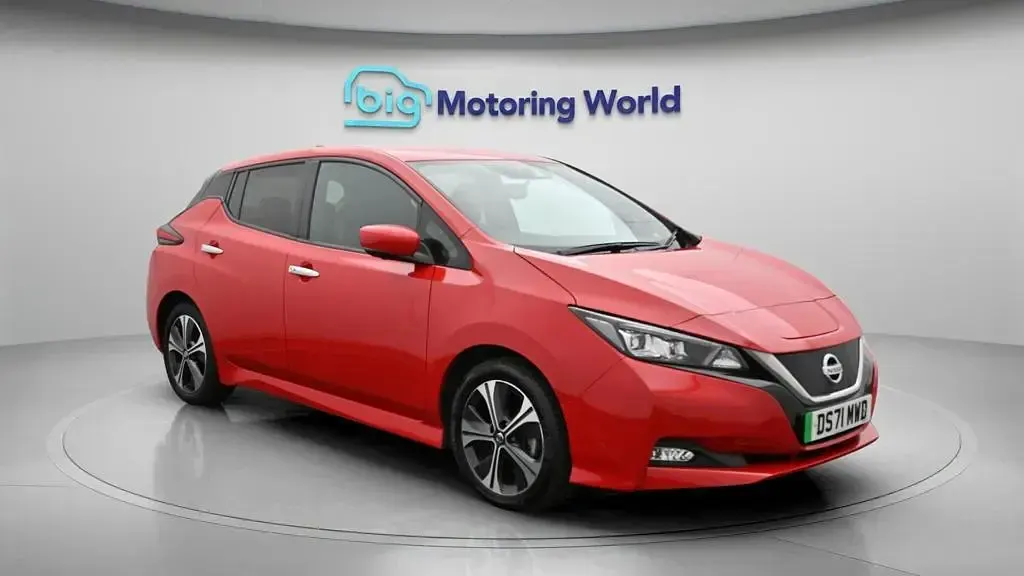 Used Nissan Leaf Tekna 110 kW (150 HP) 2022 Hatchback