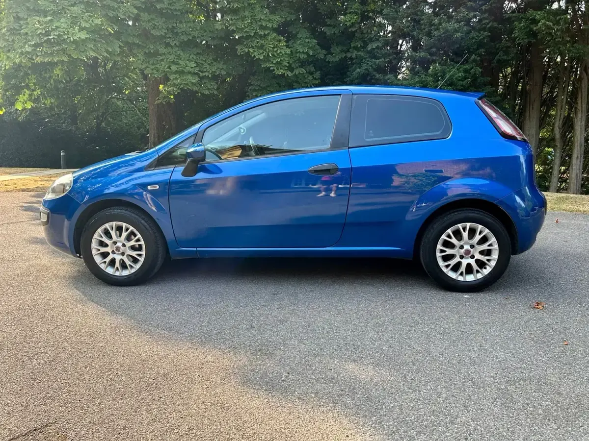 Used Fiat Punto Evo Active 2010 Blue Hatchback