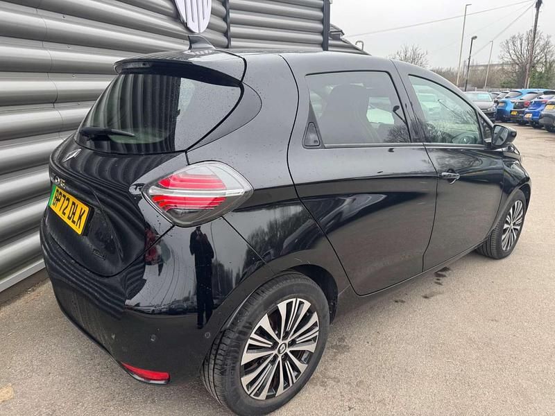 Used Renault Zoe Techno 100 kW (136 HP) 2022 Black Hatchback
