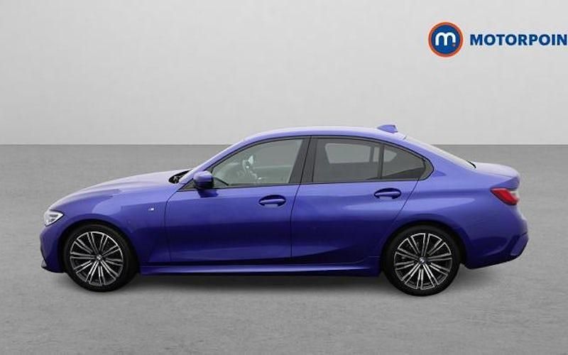 Used BMW 318 M Sport 156 HP (114 kW) 2021 Blue Sedan