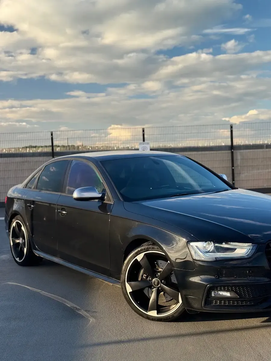 Used Audi A4 Black Edition 272 HP (200 kW) 2012 Black Sedan