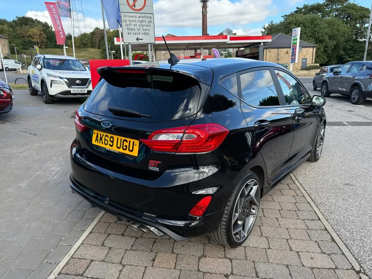 Used Ford Fiesta ST 200 HP (147 kW) 2020 Black Hatchback