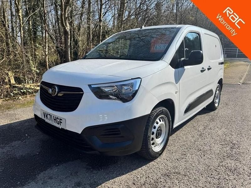 Used Vauxhall Combo Edition 2021 White MPV