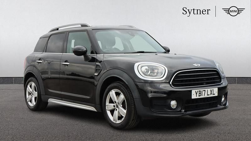 Black Used 2017 Mini Cooper Countryman SUV | £16,500 (A bit pricey) - Image 1/4
