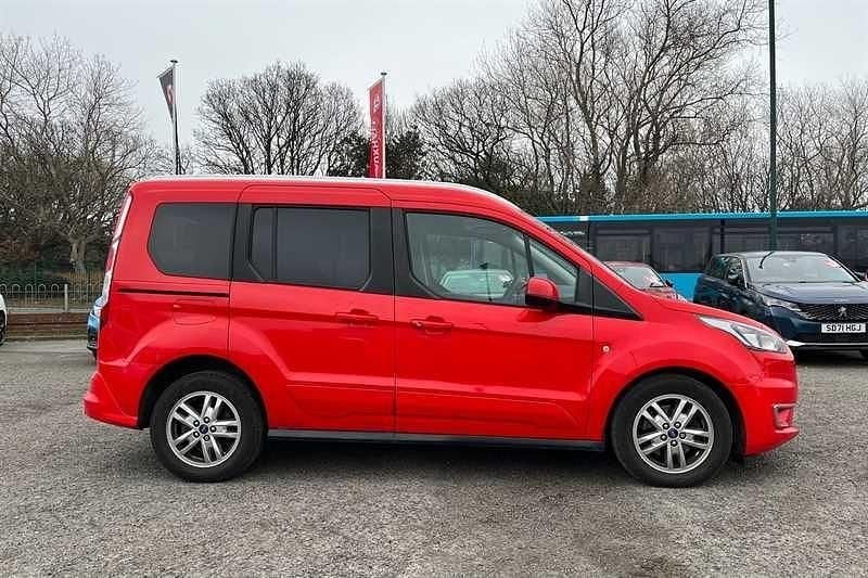 Used Ford Tourneo Titanium 2021 Red MPV