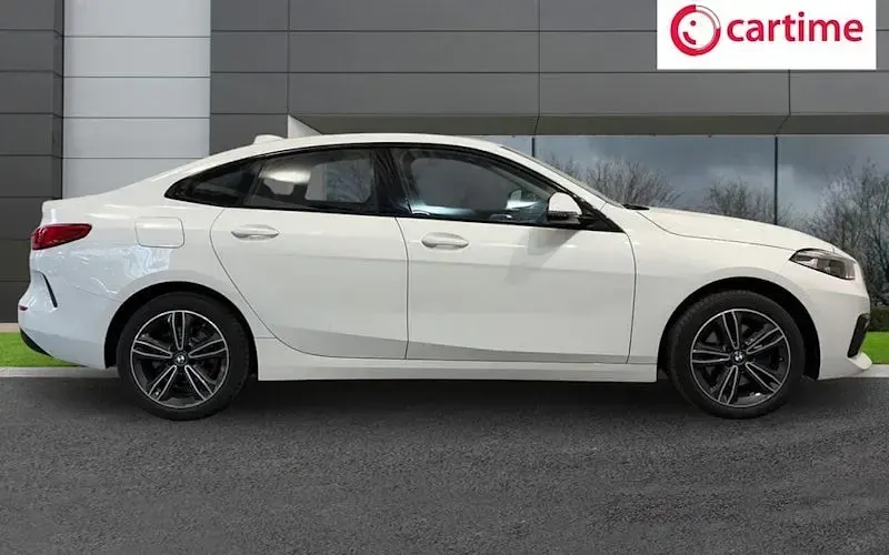 Used BMW 218 Gran Coupé Sport Line 136 HP (100 kW) 2022 White Coupe