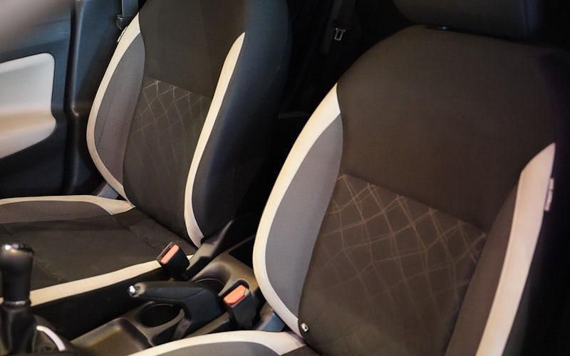 Used Nissan Micra Acenta 71 HP (52 kW) 2018 Hatchback