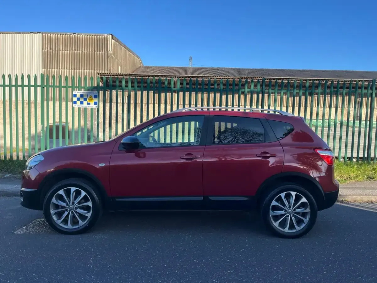 Second-hand Nissan Qashqai Tekna 2010 Roșu SUV
