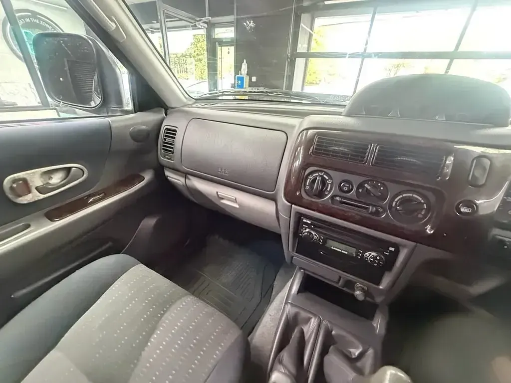 Used Mitsubishi Shogun 114 HP (83 kW) 2004 Silver SUV