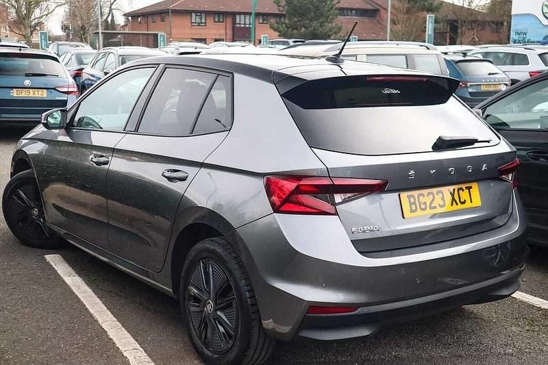 Used Skoda Fabia Colour Edition 70 HP (51 kW) 2023 Graphite grey metallic body / black magic pearl effect roof Hatchback