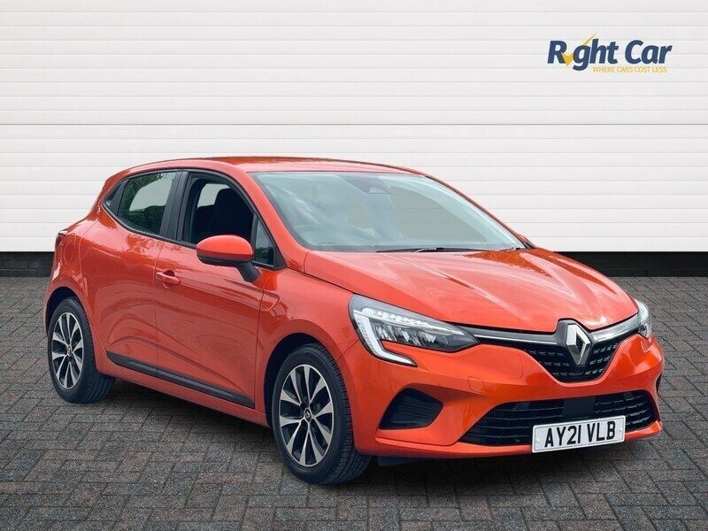 Orange Used 2021 Renault Clio V Iconic Hatchback | £12,999 (Fair price) - Image 1/4